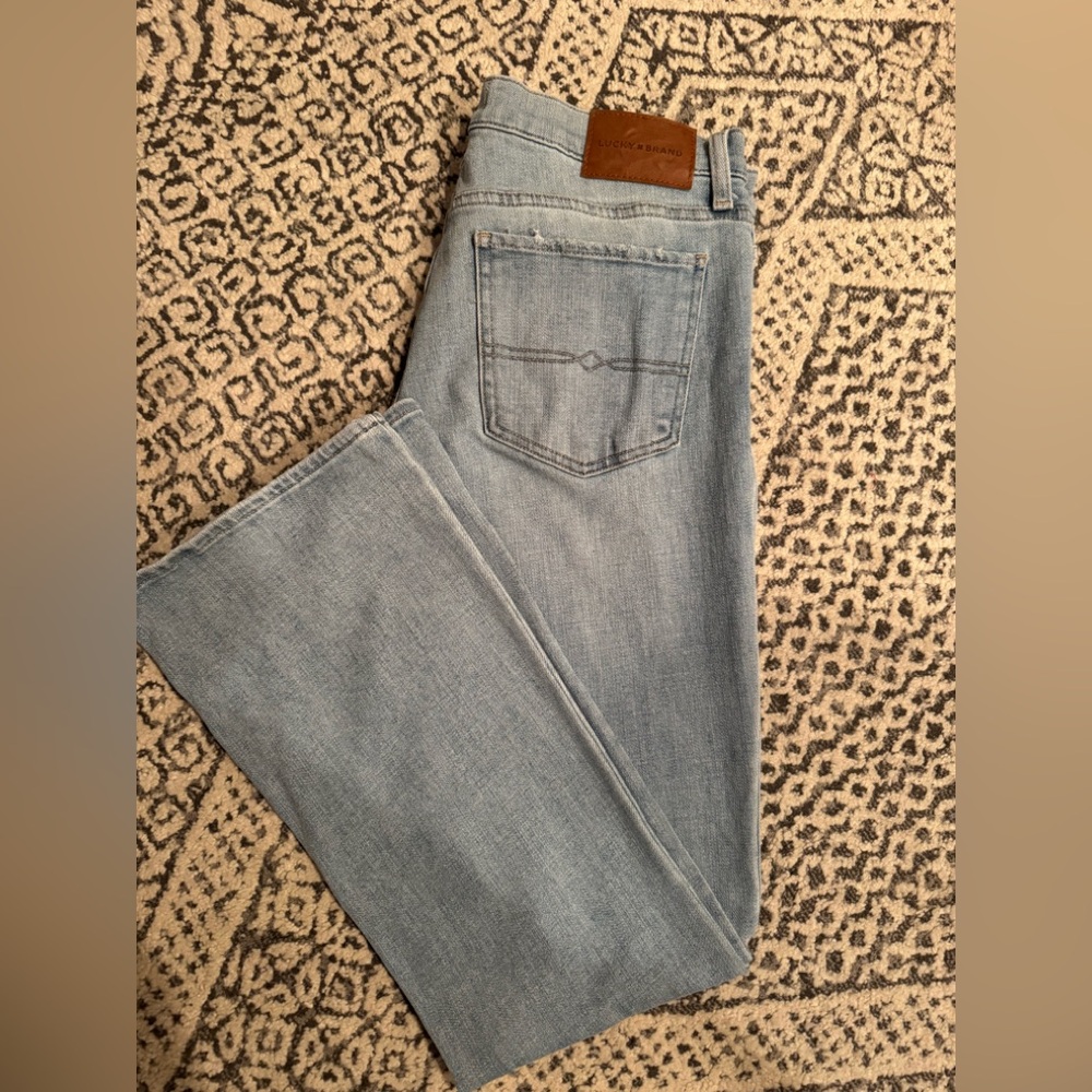Lucky Brand Sweet Midrise Bootleg Jeans